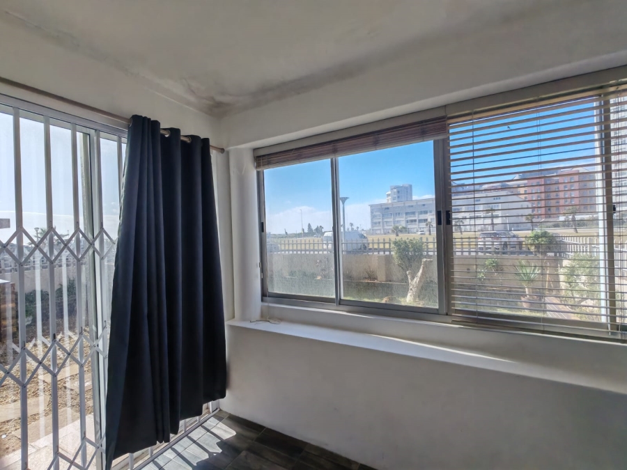 To Let 3 Bedroom Property for Rent in Summerstrand Eastern Cape